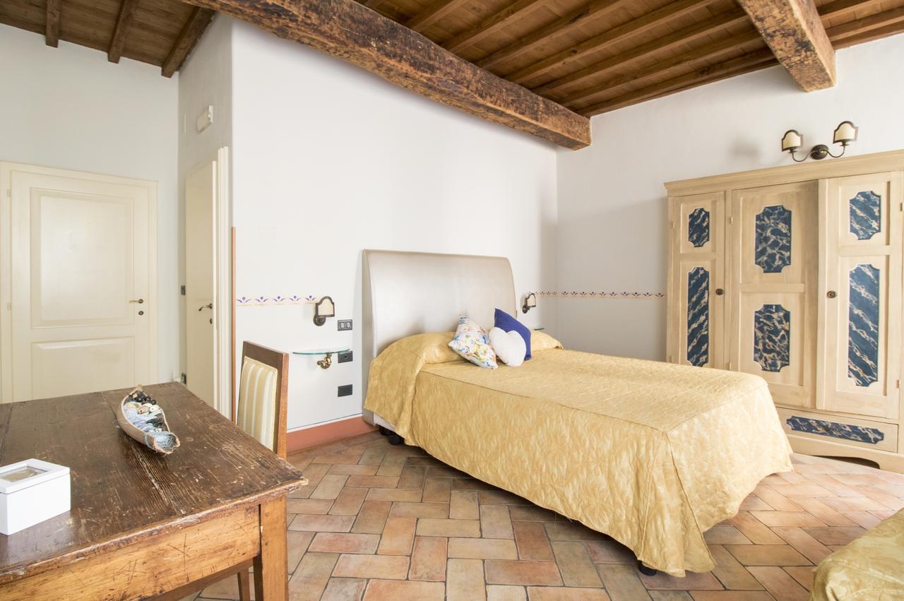 Baldovino Di Monte Bed & Breakfast Monte San Savino Exterior photo
