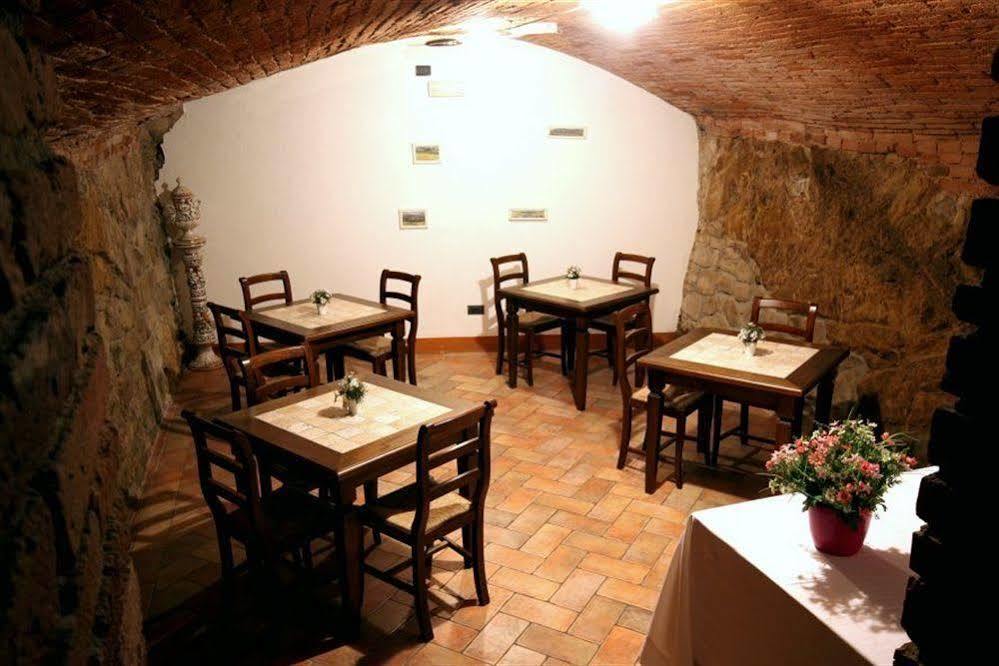Baldovino Di Monte Bed & Breakfast Monte San Savino Exterior photo