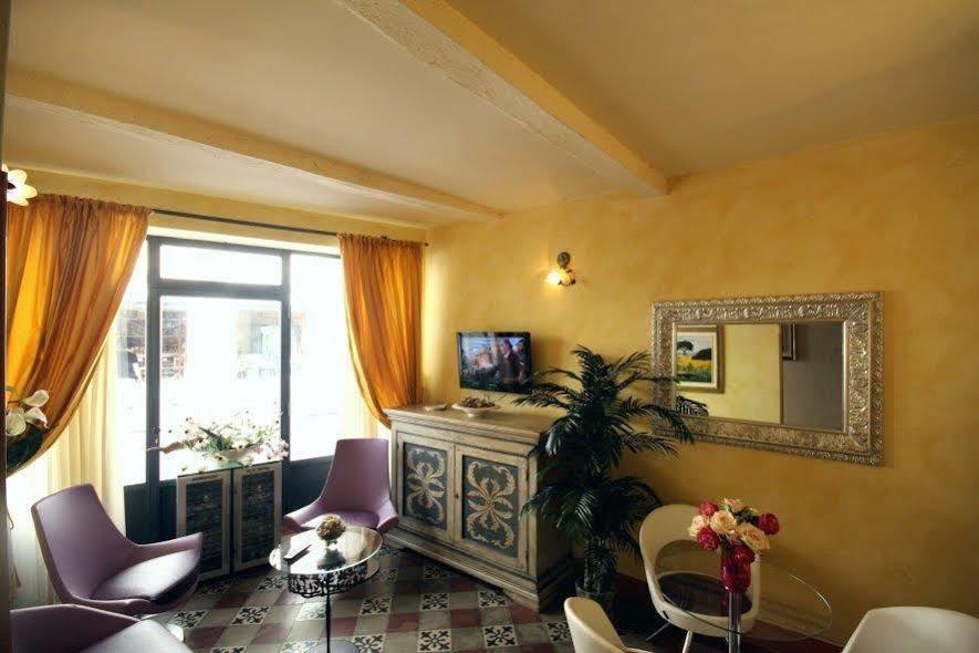 Baldovino Di Monte Bed & Breakfast Monte San Savino Exterior photo
